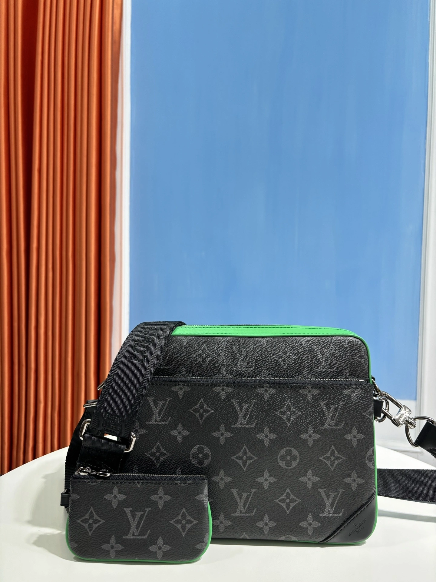 MOMO-- 8V M26052 high quality version Trio item:E-B177H2568