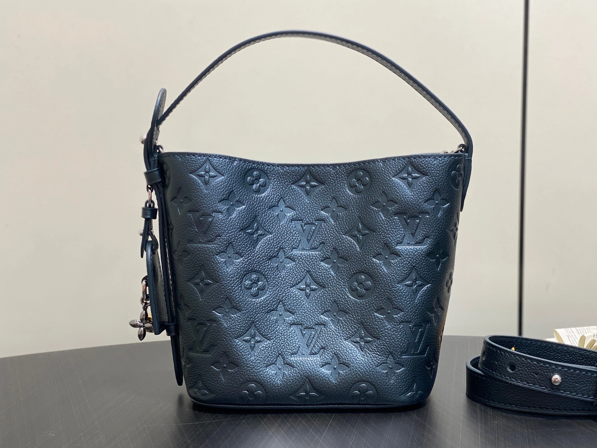 MOMO-- 8V M26430 high quality version All in BB item:F-B000A0920