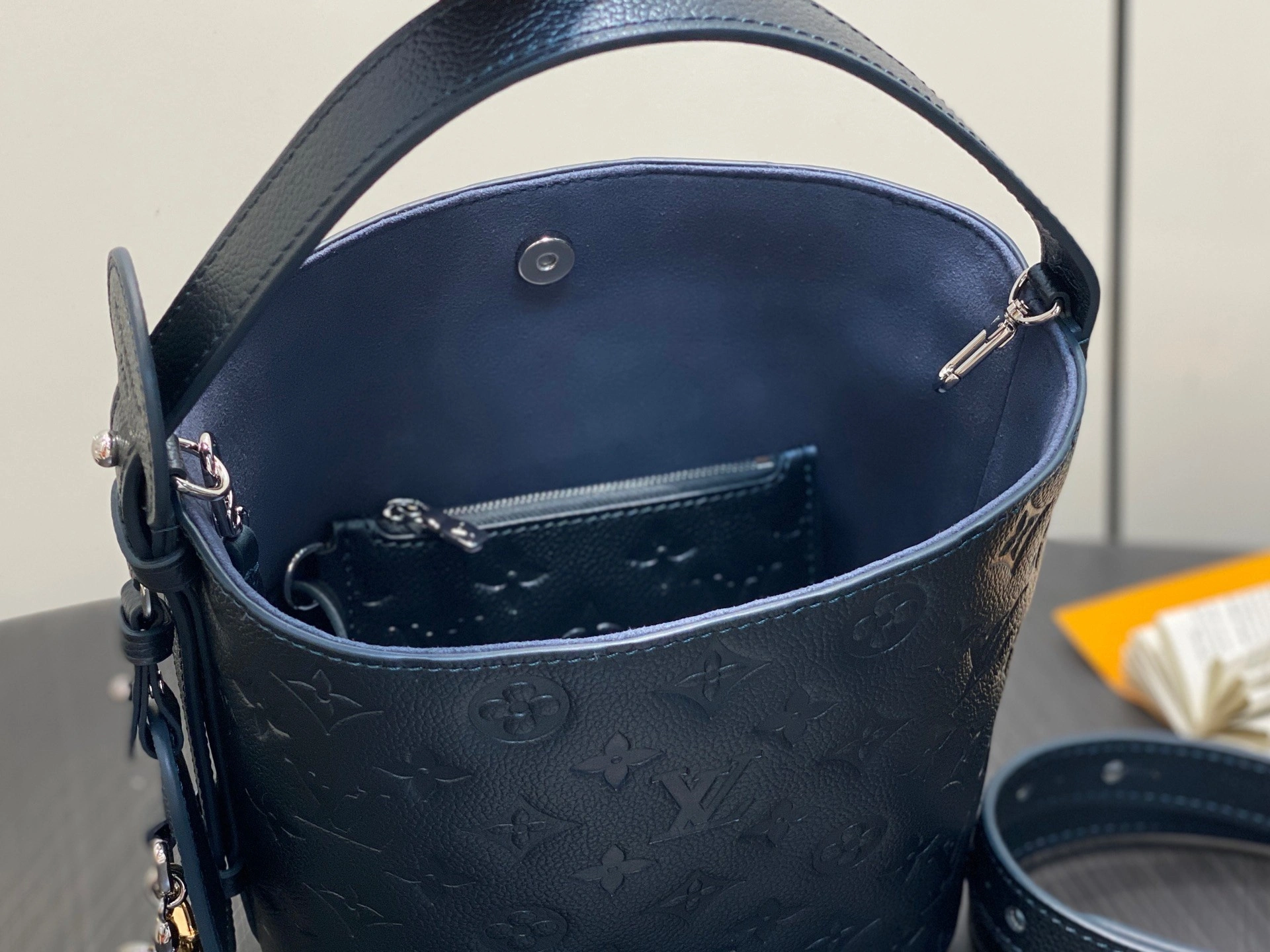 MOMO-- 8V M26430 high quality version All in BB item:F-B000A0920