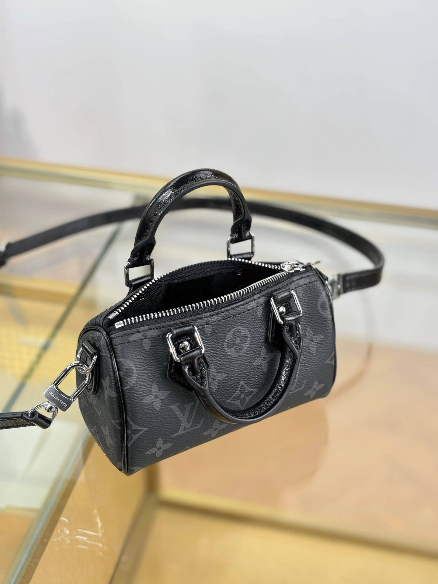 MOMO-- 8V M26573 high quality version NANO SPEEDY item:E-B182K1828