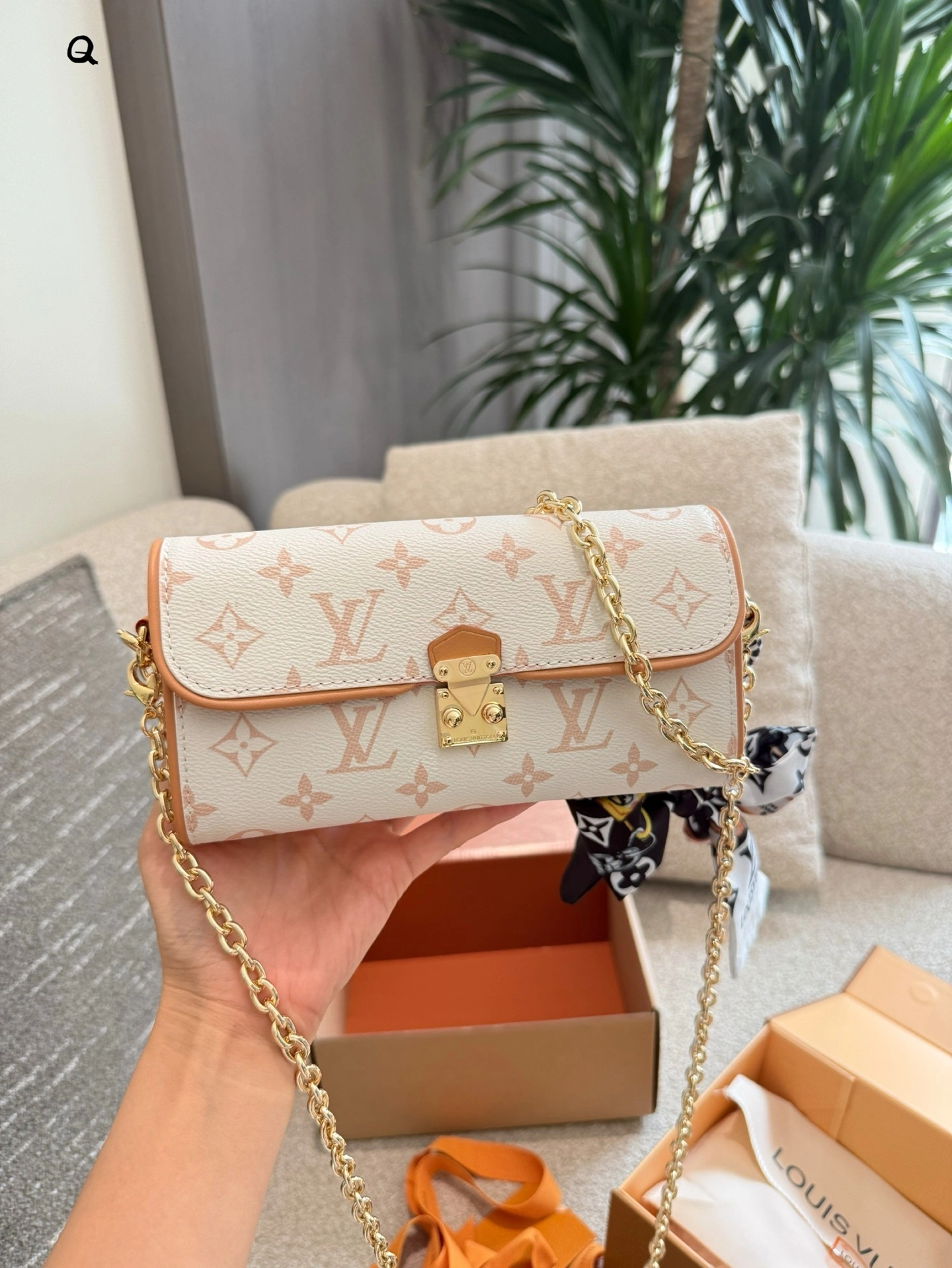 MOMO-- 8V M26583 high quality version item:E-B000I2146