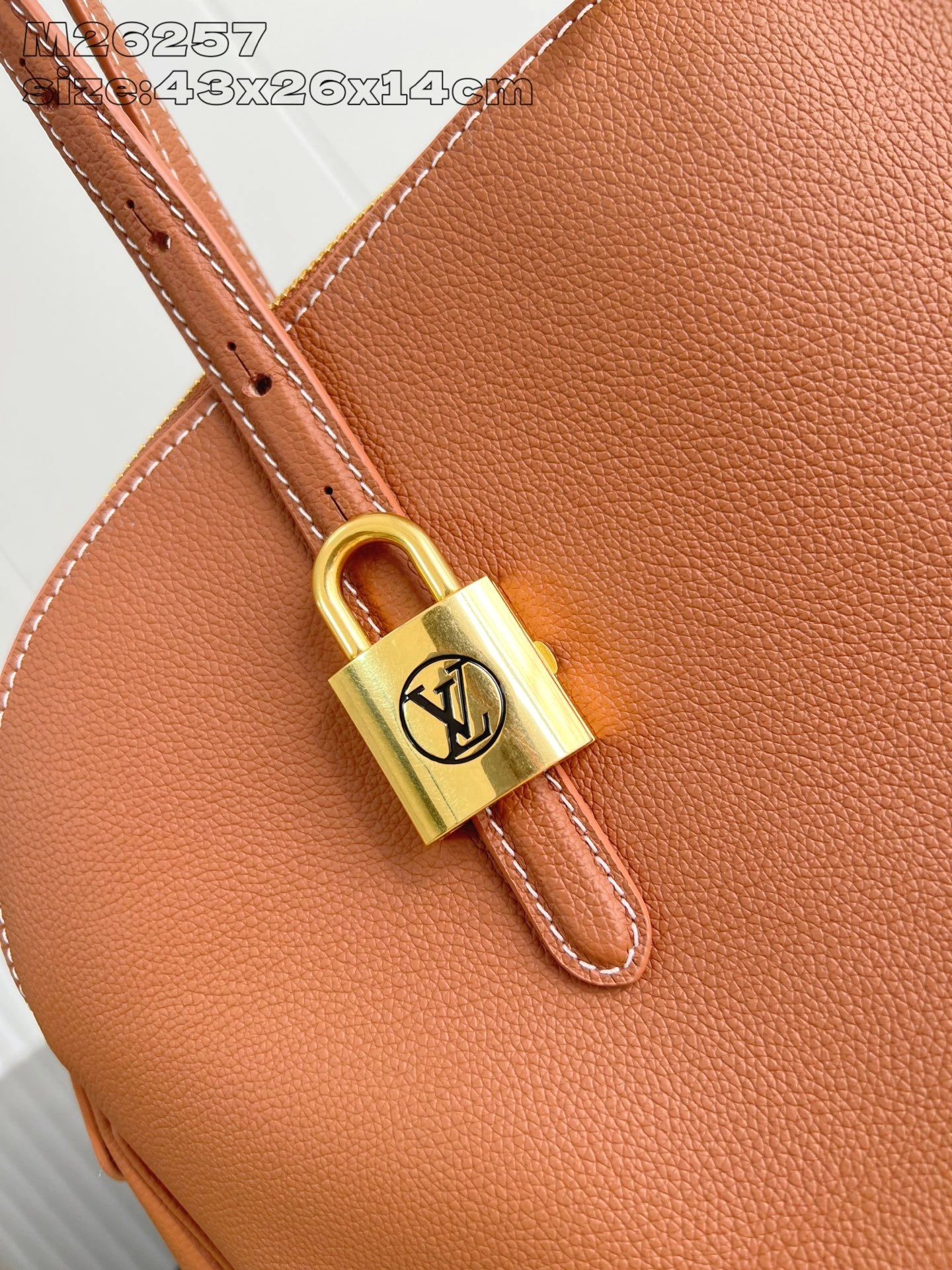 MOMO-- 8V M26688 high quality version Low Key Calfskin item:F-B574A0953