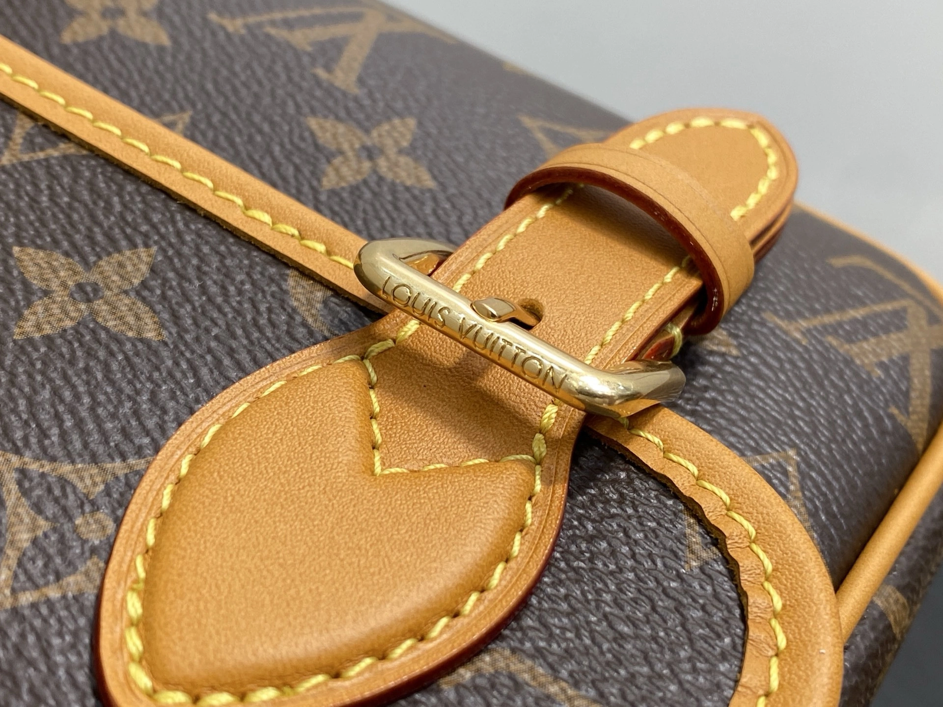 MOMO-- 8V M26805 high quality version Satchel Monogram Archive item:E-B000J1841