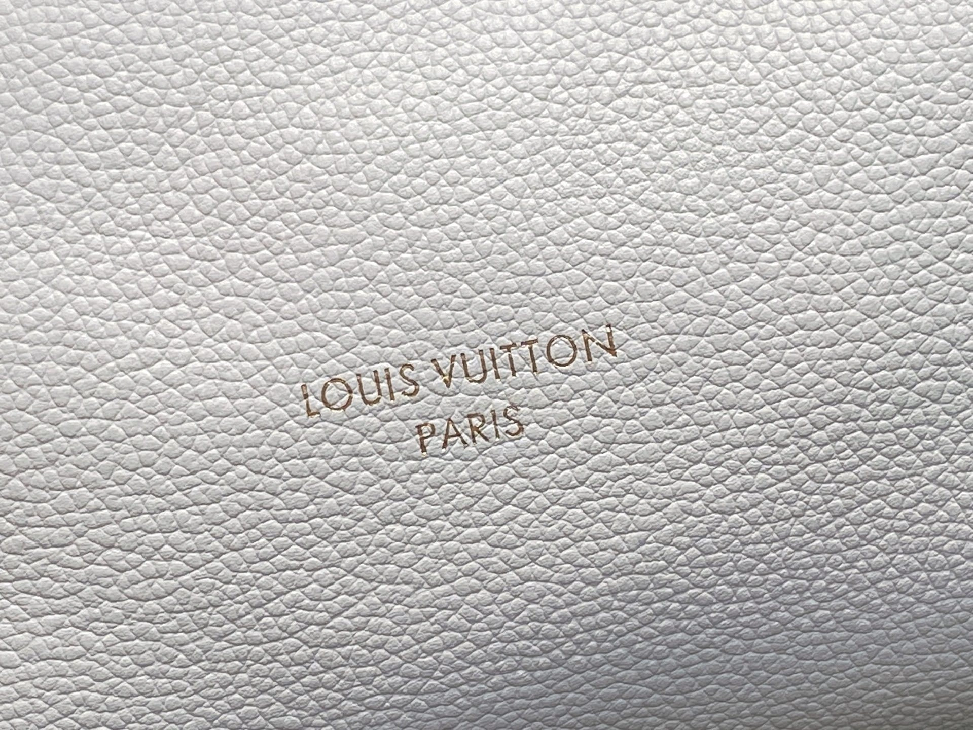 MOMO-- 8V M26905 high quality version Express cowhide item:E-B177I0713
