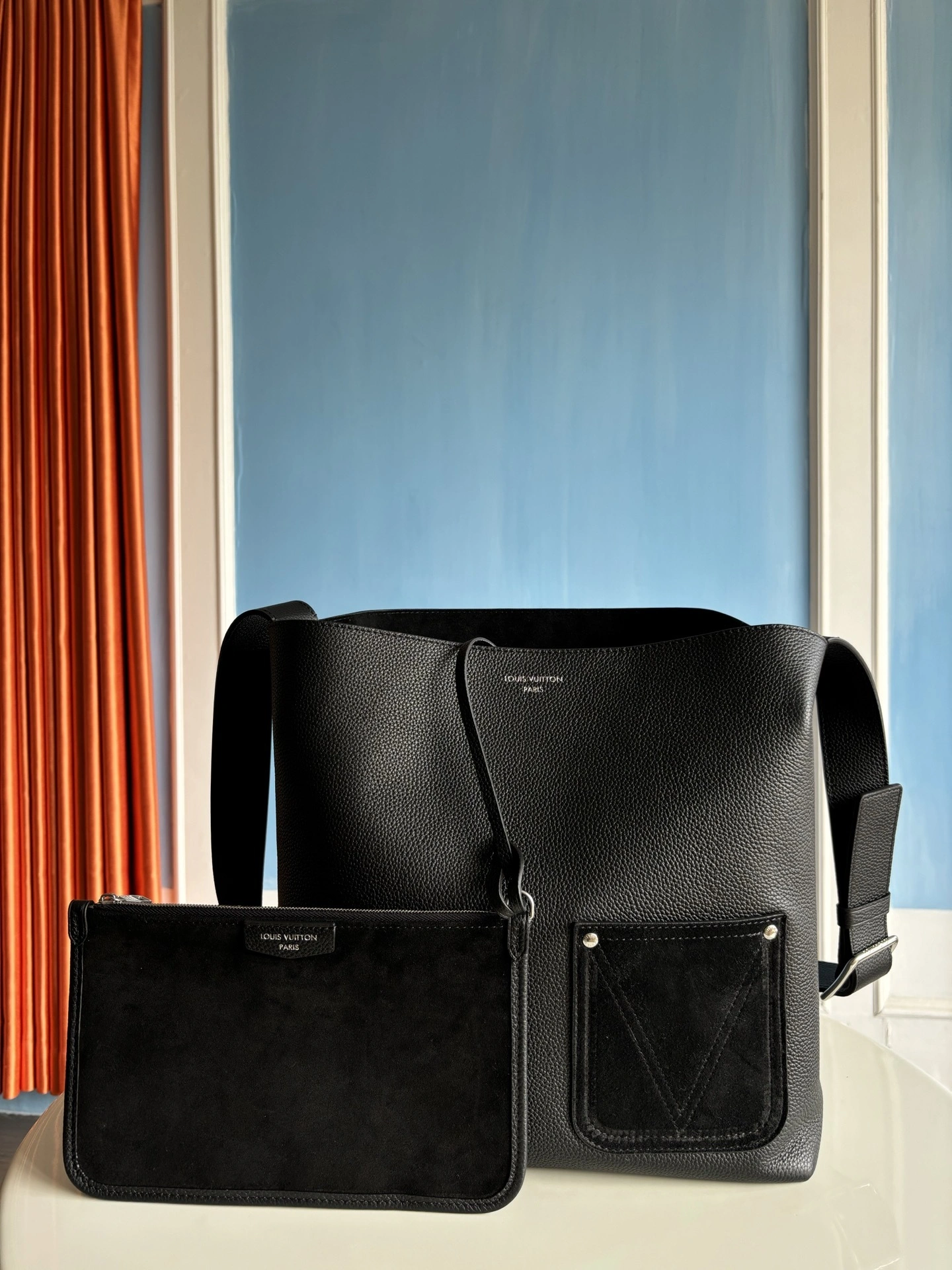 MOMO-- 8V M27022 high quality version Verso Hobo cowhide item:E-B808L1721T