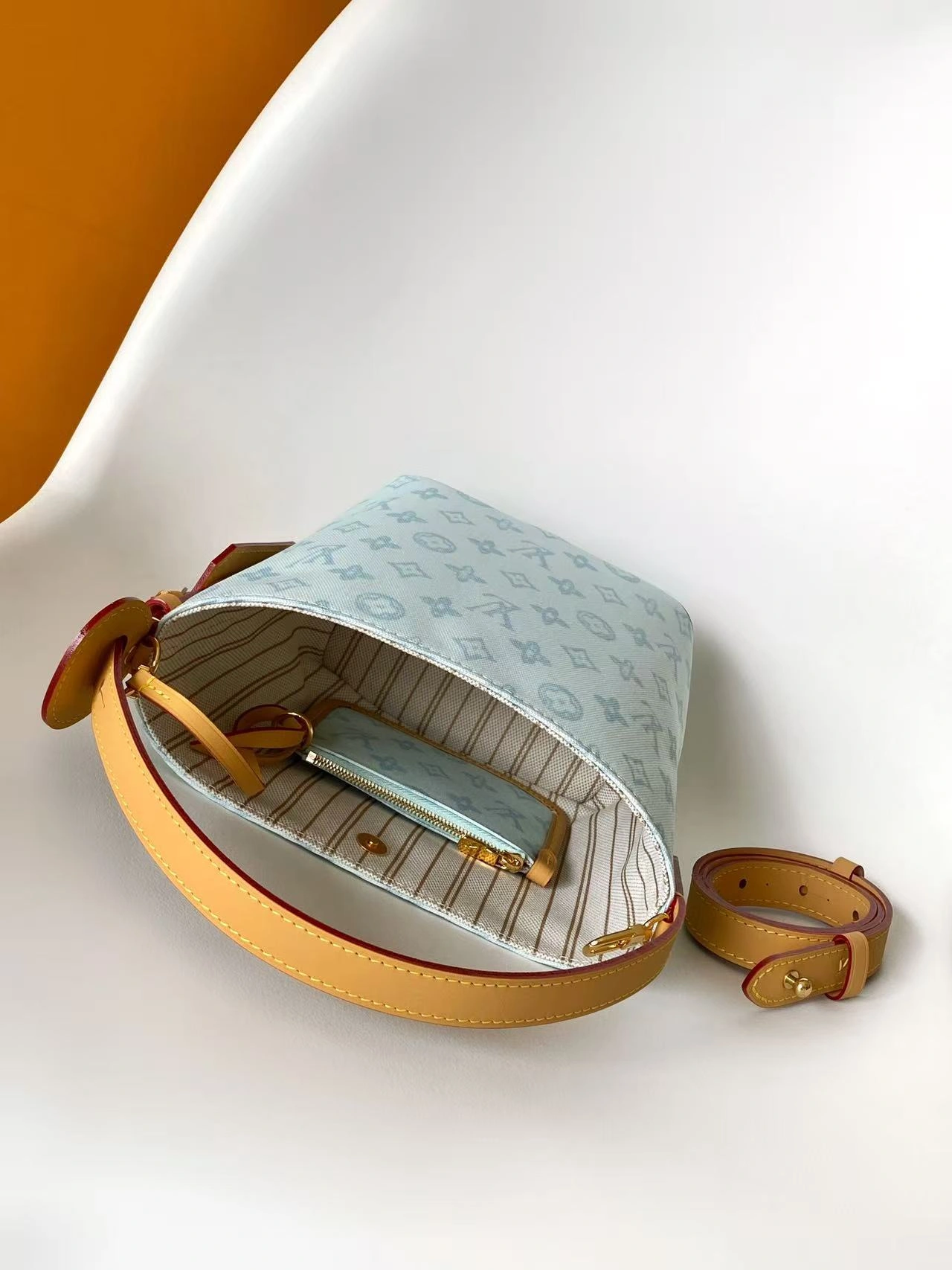 MOMO-- 8V M27529 high quality version All In BB cowhide item:F-B000A1402