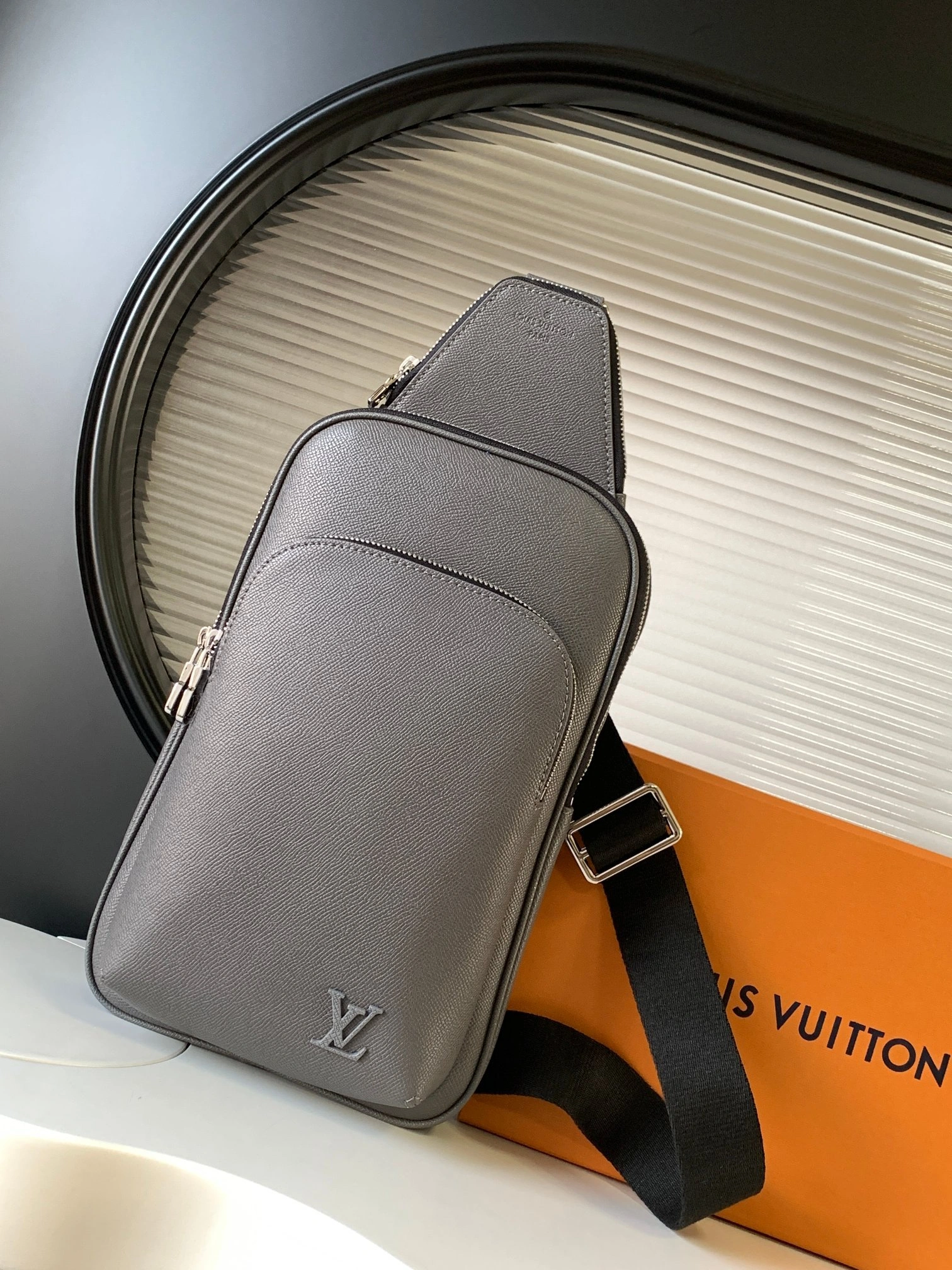 MOMO-- 8V M30951 high quality version Avenue item:D-B340J0868
