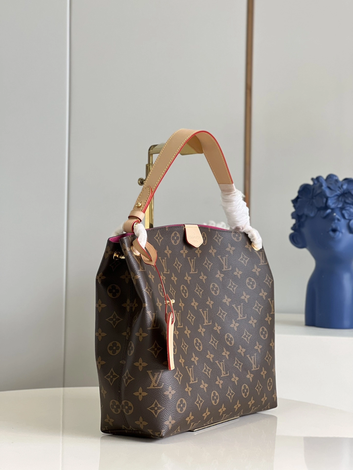 MOMO-- 8V M43700 high quality version Delightful cowhide item:E-B000C0601