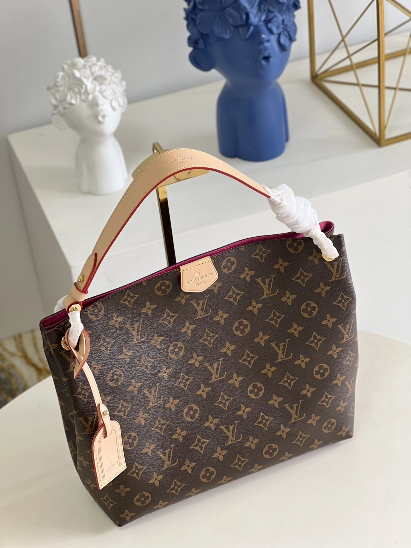 MOMO-- 8V M43700 high quality version Delightful cowhide item:E-B000C0601