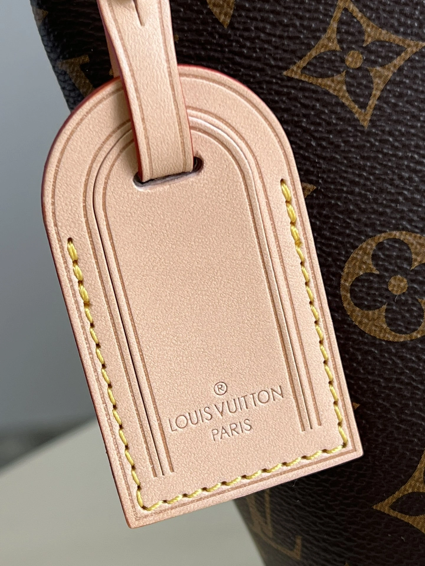 MOMO-- 8V M43700 high quality version Delightful cowhide item:E-B000C0601