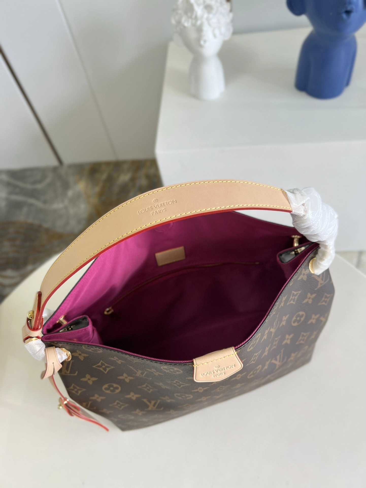 MOMO-- 8V M43700 high quality version Delightful cowhide item:E-B000C0601