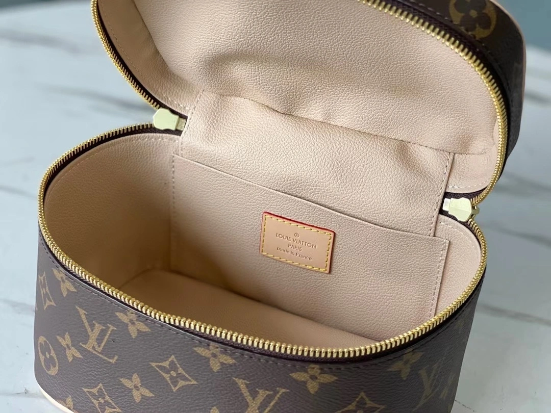 &MOMO-- 8V M44495 high quality version item:E-B574C1297F