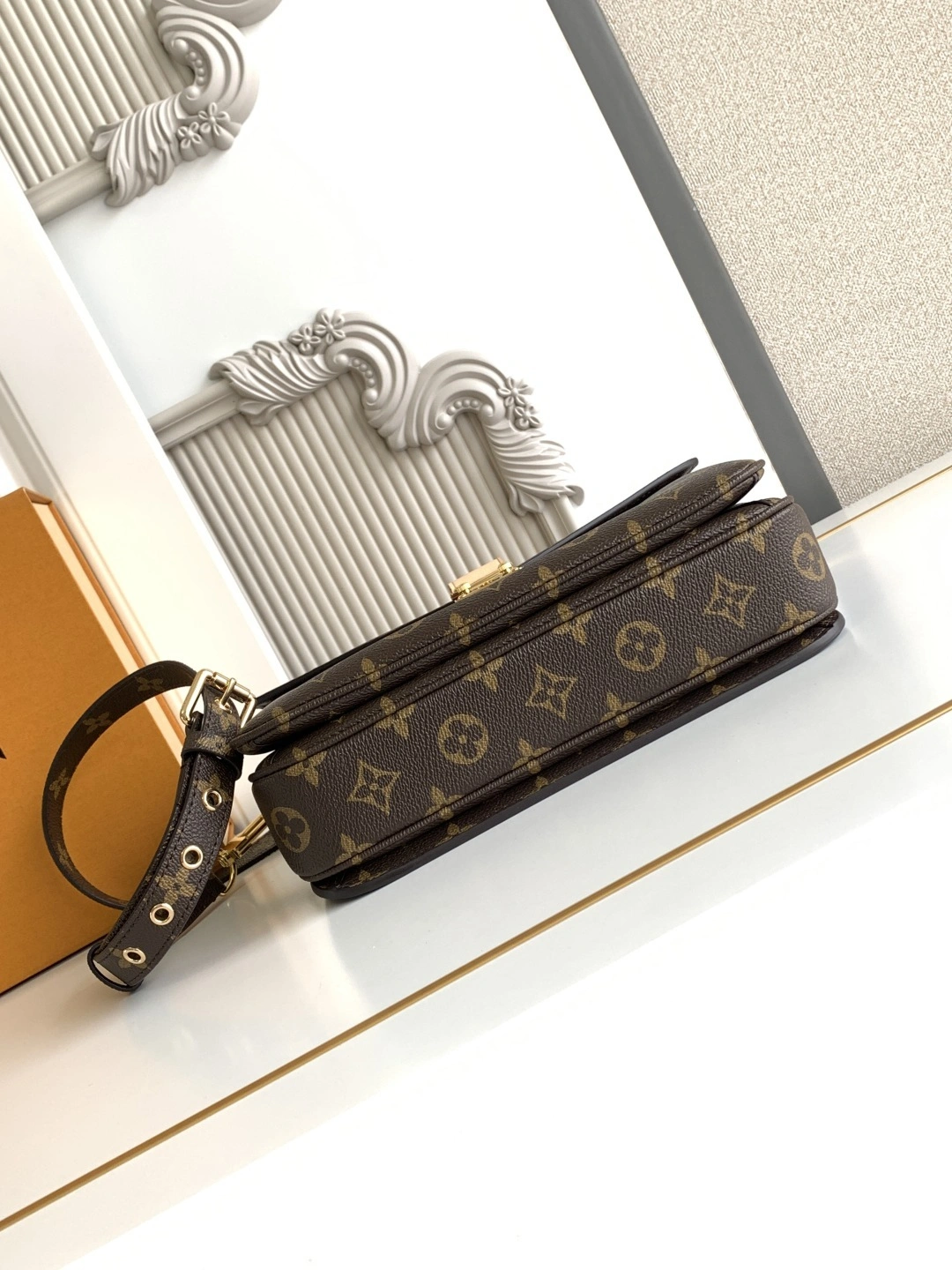 MOMO-- 8V M44875 high quality version 𝐏𝐨𝐜𝐡𝐞𝐭𝐭𝐞 𝐌é𝐭𝐢𝐬 item:E-B177I2035