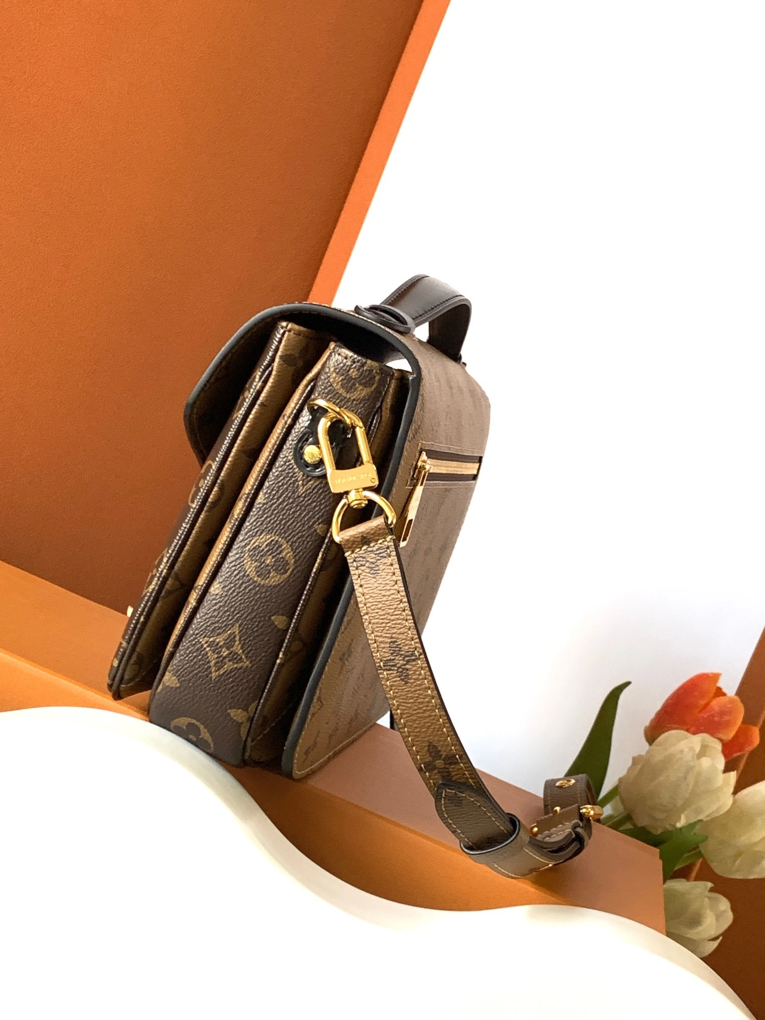MOMO-- 8V M44876 high quality version Pochette Métis item:F-B000A2132