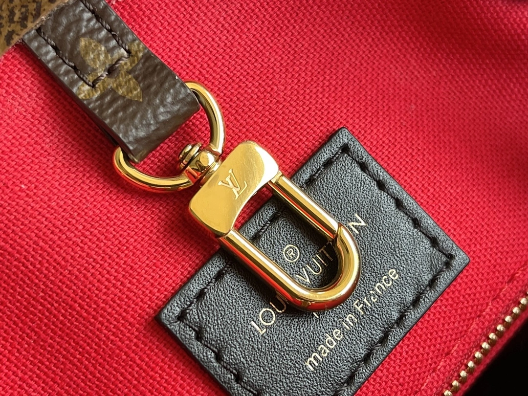 MOMO-- 8V M45039 high quality version item:E-B177I0337