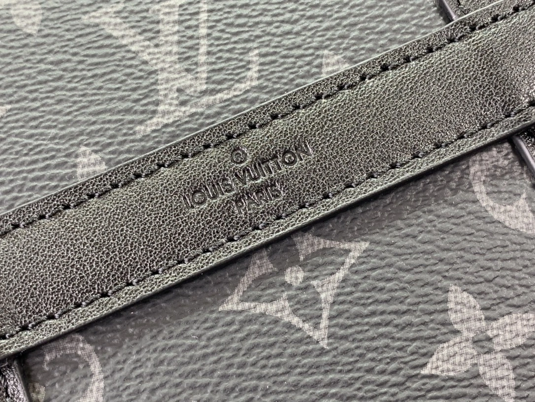 &MOMO-- 8V M45727 Trunk item:D-B174E2704
