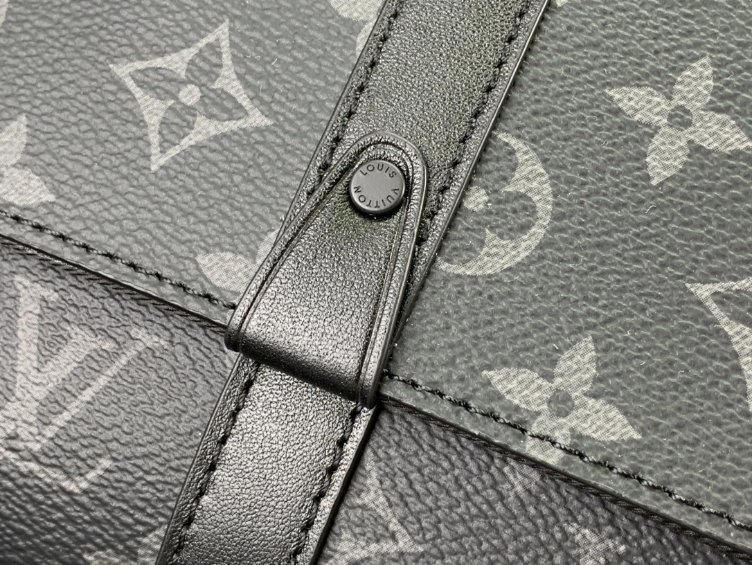 &MOMO-- 8V M45727 Trunk item:D-B174E2704