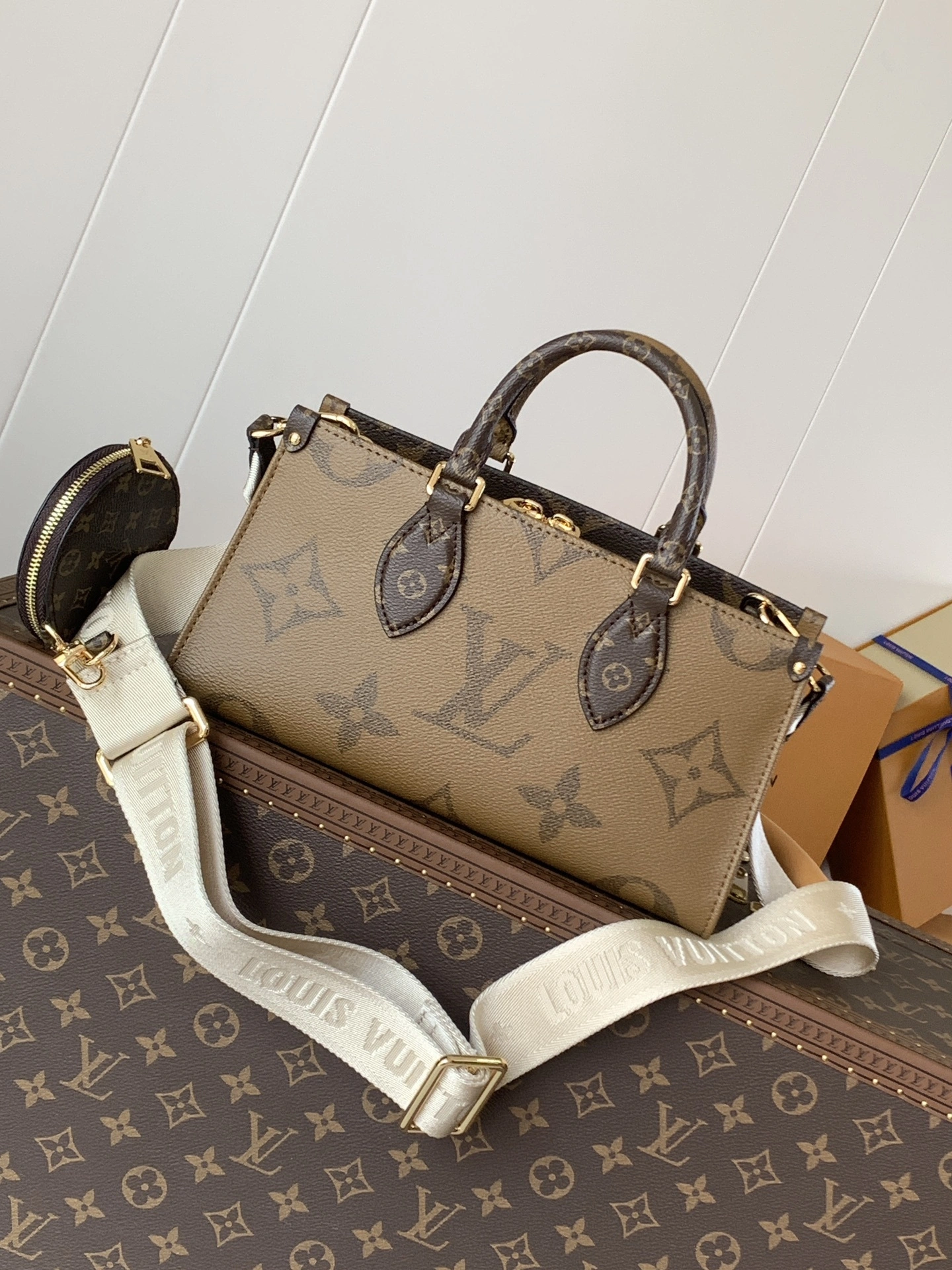 MOMO-- 8V M46653 high quality version OnTheGo item:F-B000A1421