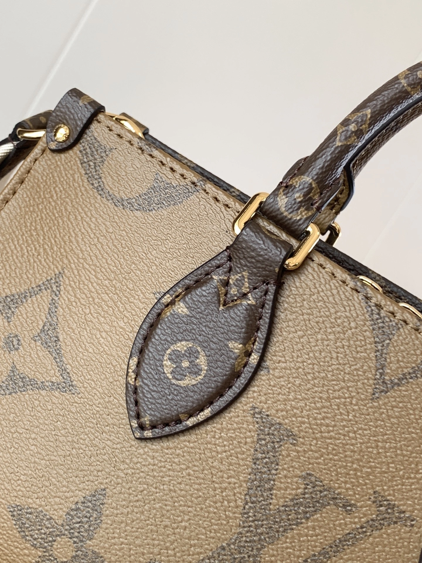 MOMO-- 8V M46653 high quality version OnTheGo item:F-B000A1421