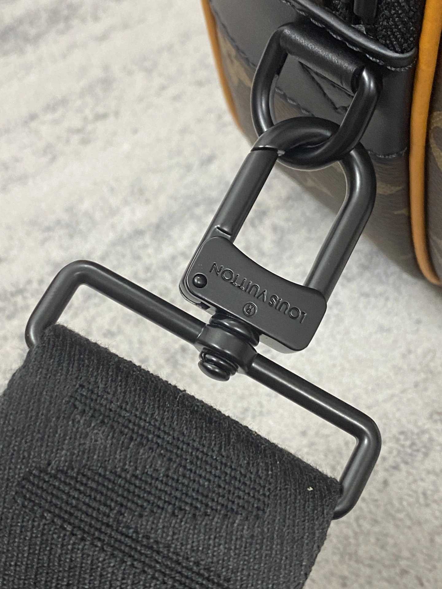 MOMO-- 8V M46688 item:D-B808E2740