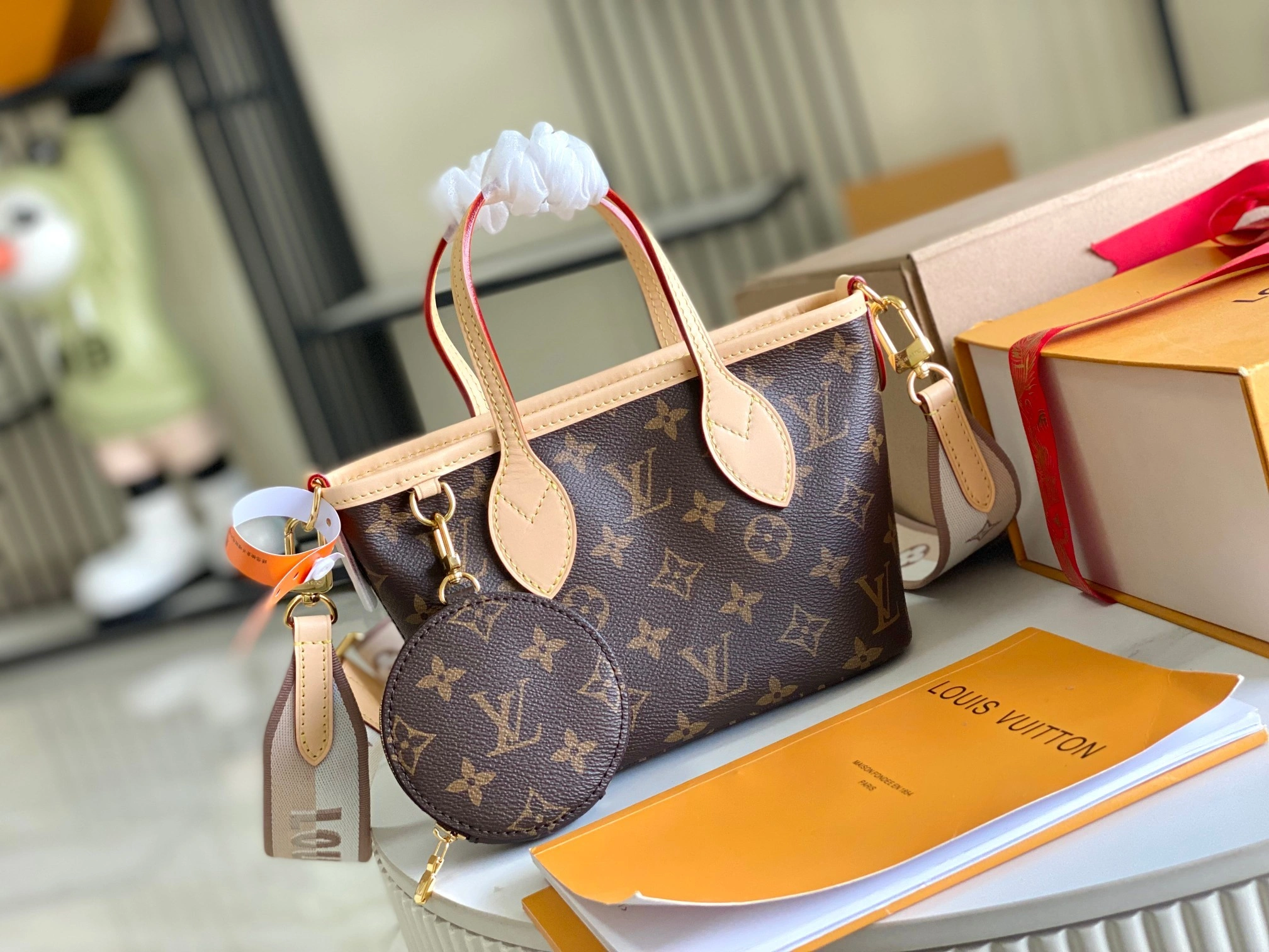 MOMO-- 8V M46705 high quality version item:E-B177I0301