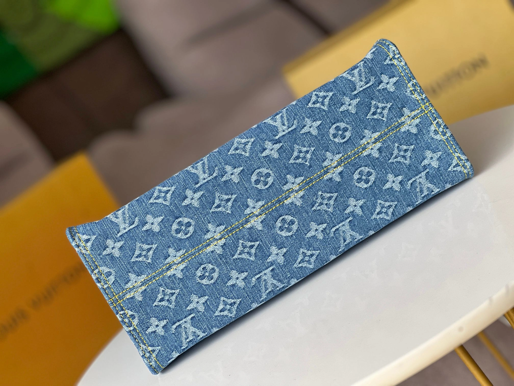 MOMO-- 8V M46871 high quality version Onthego item:E-B000L1805T