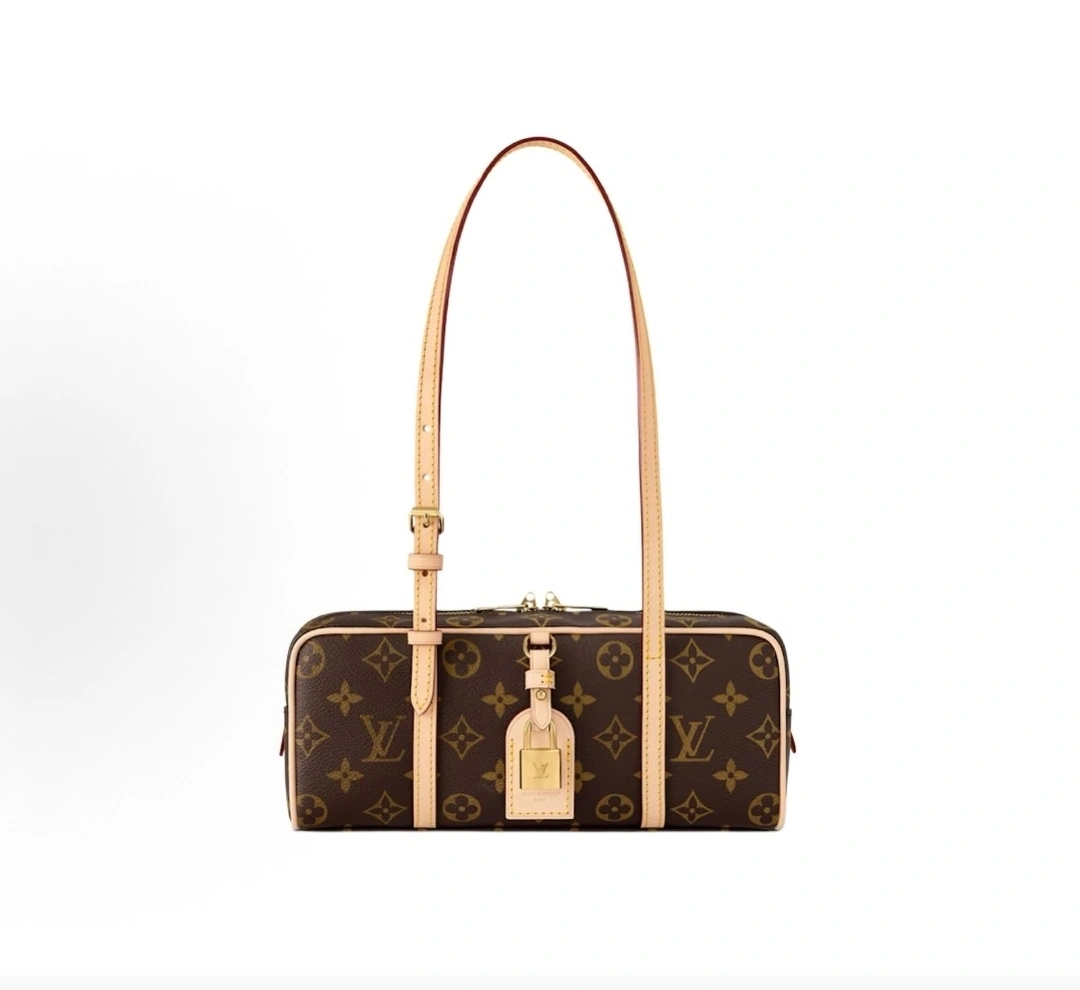 MOMO-- 8V M47031 high quality version Cité item:F-B000B0255