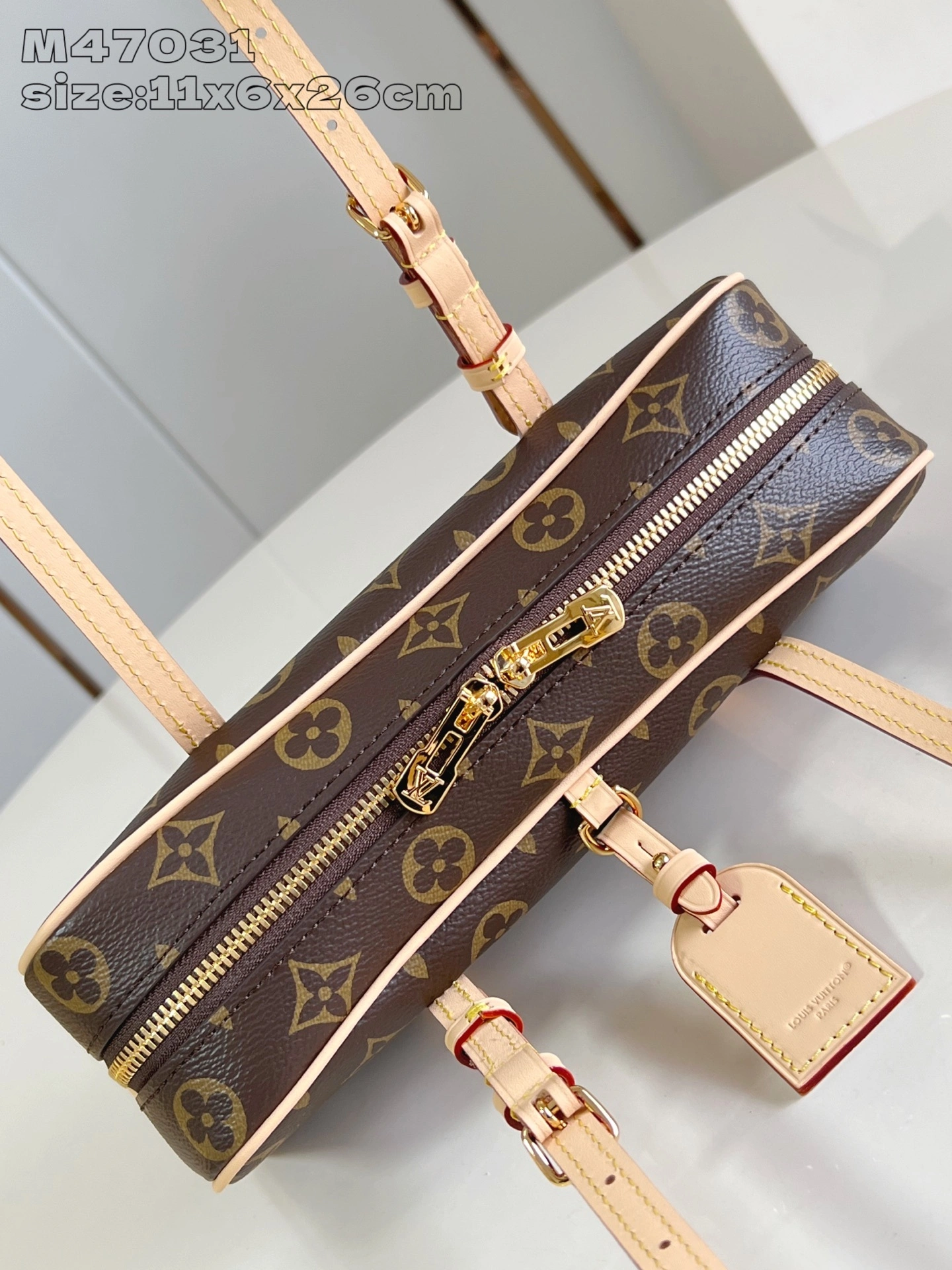 MOMO-- 8V M47031 high quality version Cité item:F-B000B0255
