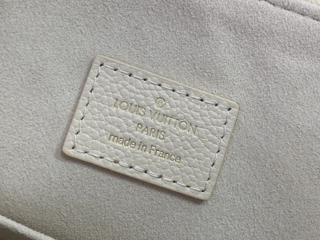 MOMO-- 8V M47106 Backup cowhide item:D-B174E2707