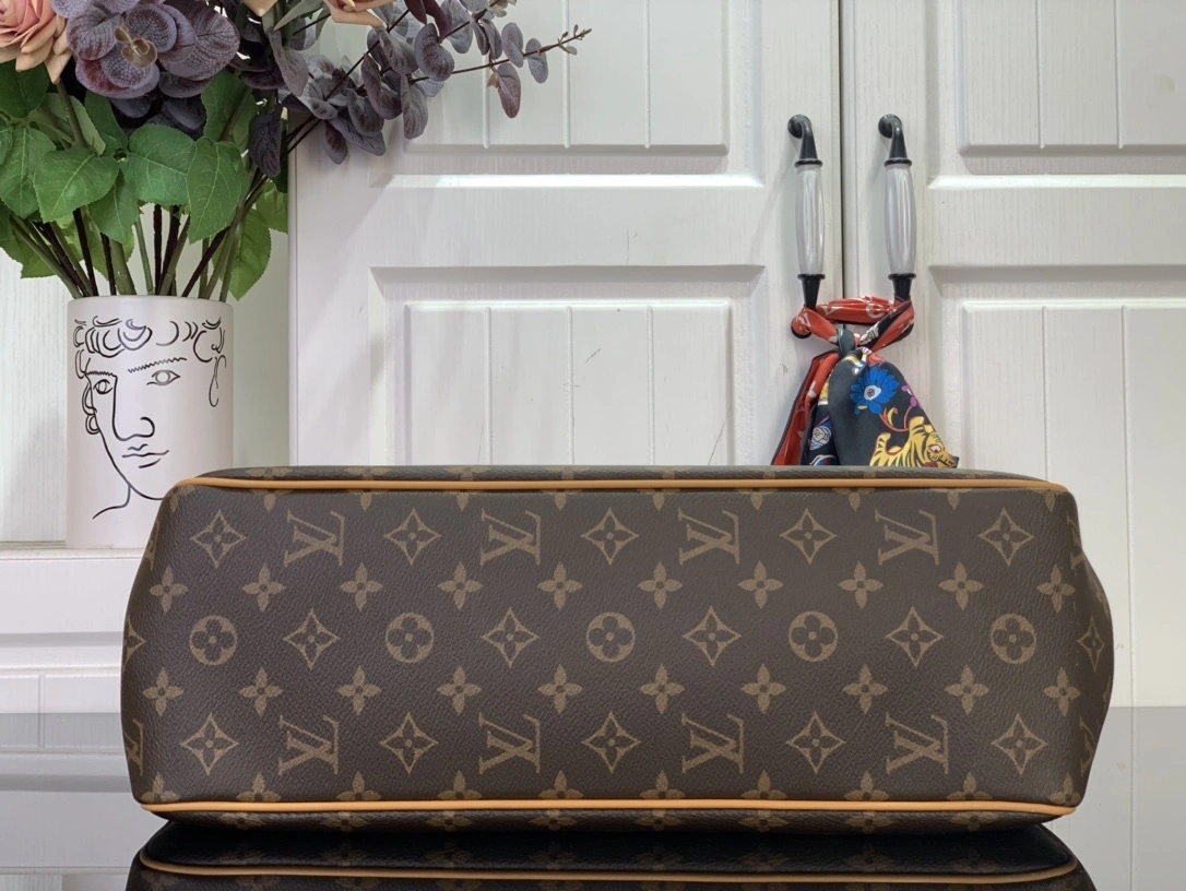 MOMO-- 8V M51154 high quality version item:E-B063C0587