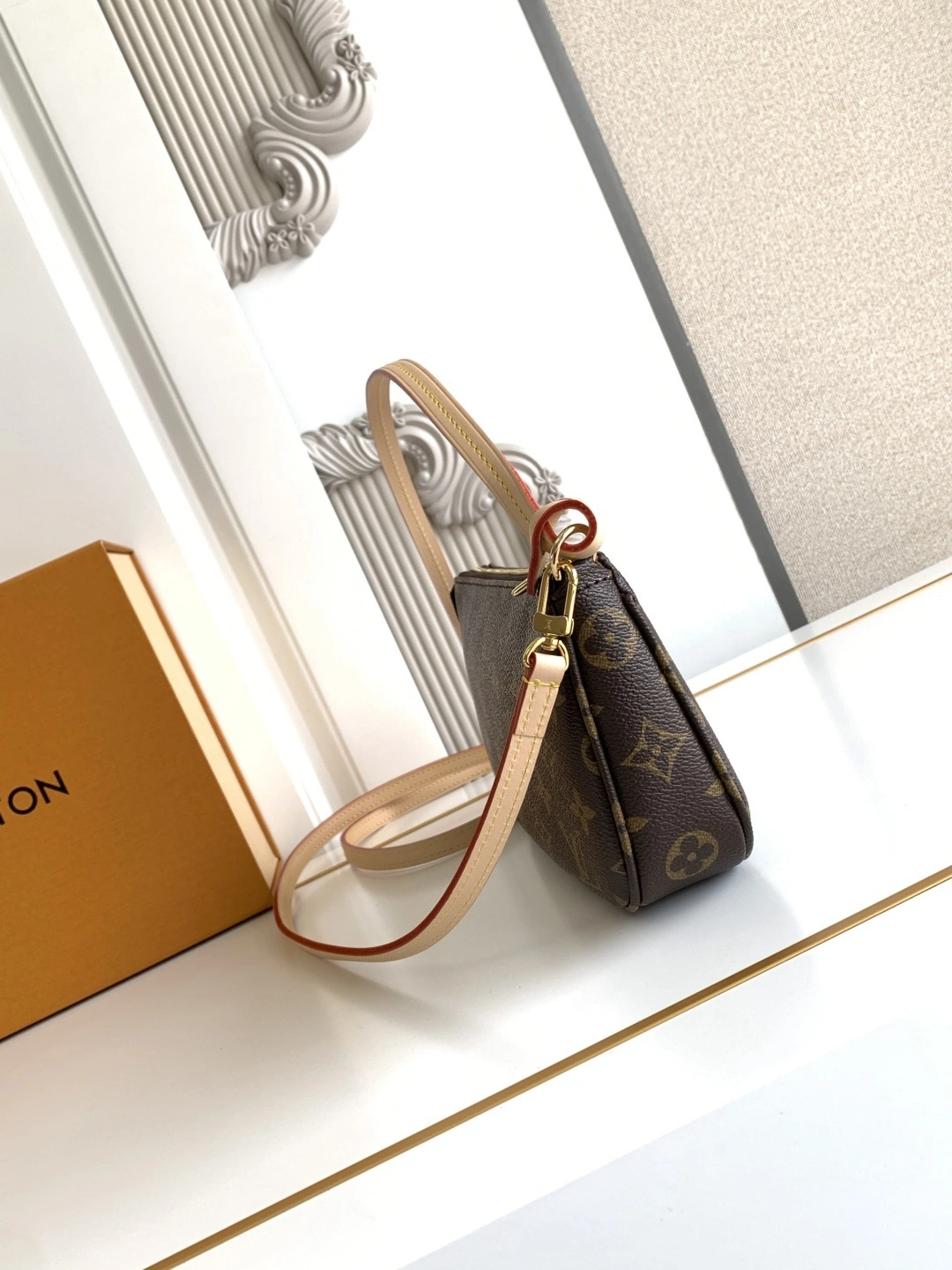 MOMO-- 8V M51980 high quality version 𝐏𝐨𝐜𝐡𝐞𝐭𝐭𝐞 𝐀𝐜𝐜𝐞𝐬𝐬𝐨𝐢𝐫𝐞𝐬 item:E-B177I2051