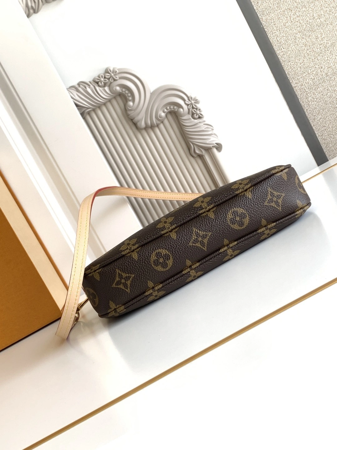 MOMO-- 8V M51980 high quality version 𝐏𝐨𝐜𝐡𝐞𝐭𝐭𝐞 𝐀𝐜𝐜𝐞𝐬𝐬𝐨𝐢𝐫𝐞𝐬 item:E-B177I2051