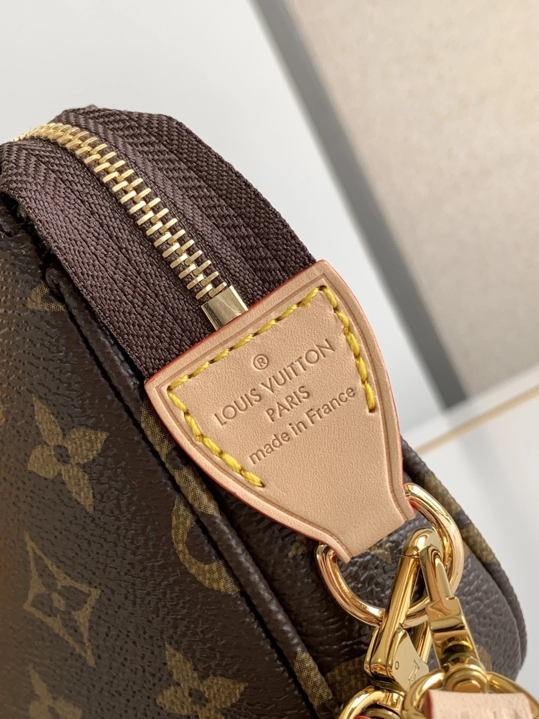 MOMO-- 8V M51980 high quality version 𝐏𝐨𝐜𝐡𝐞𝐭𝐭𝐞 𝐀𝐜𝐜𝐞𝐬𝐬𝐨𝐢𝐫𝐞𝐬 item:E-B177I2051