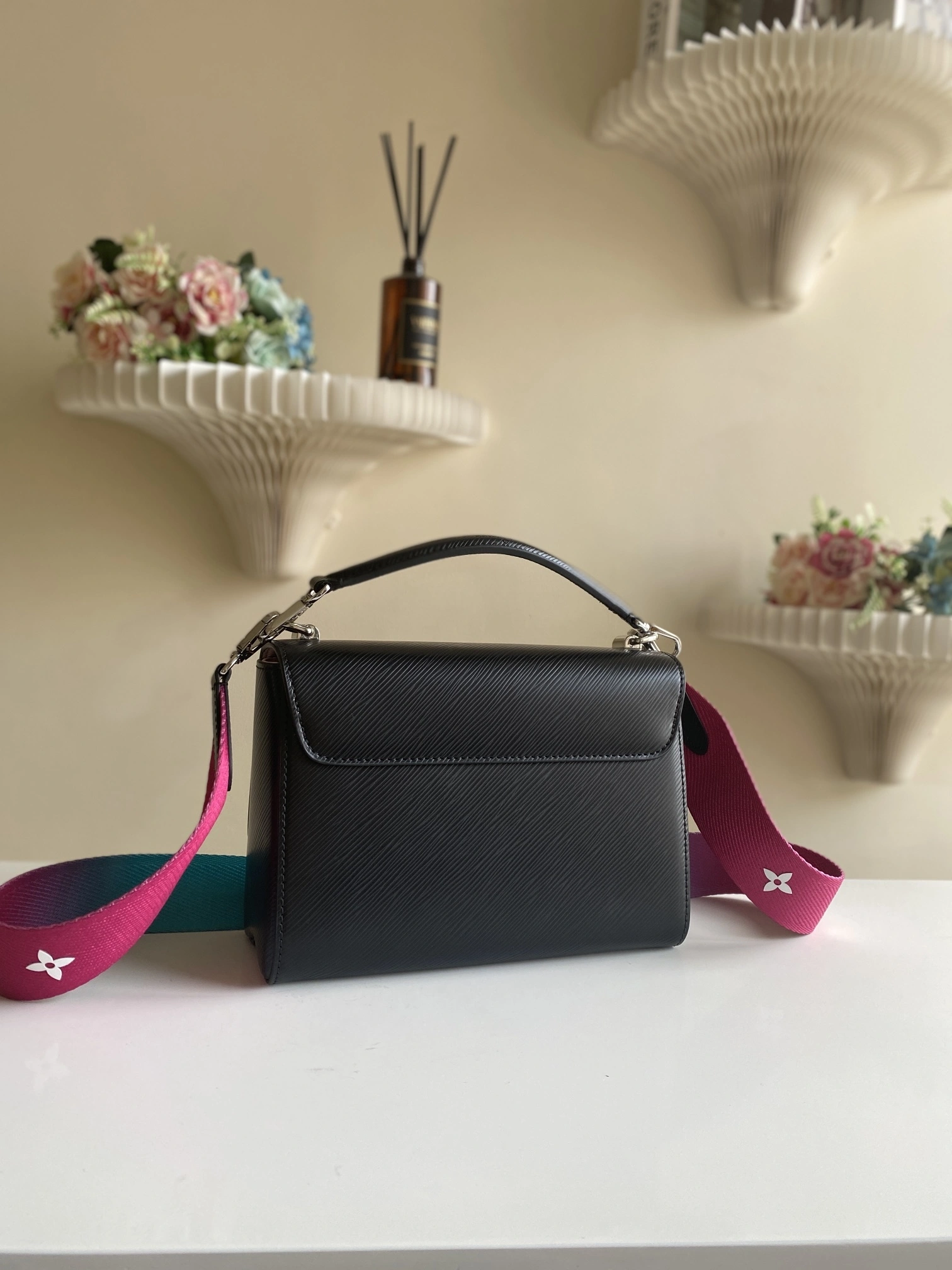 MOMO-- 8V M59416 high quality version Twist item:E-B000C0506