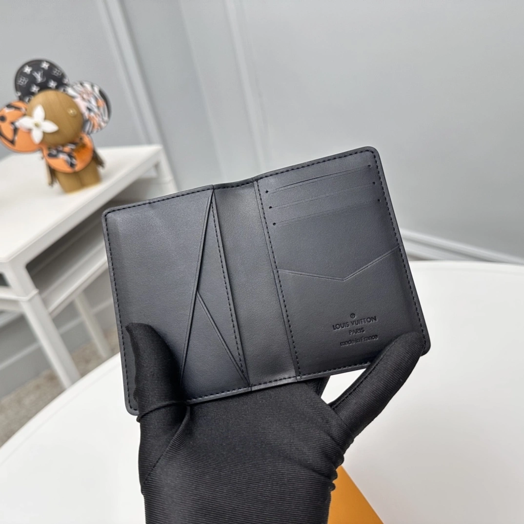 &MOMO-- 8V M62899 Calfskin item:D-B063G2202