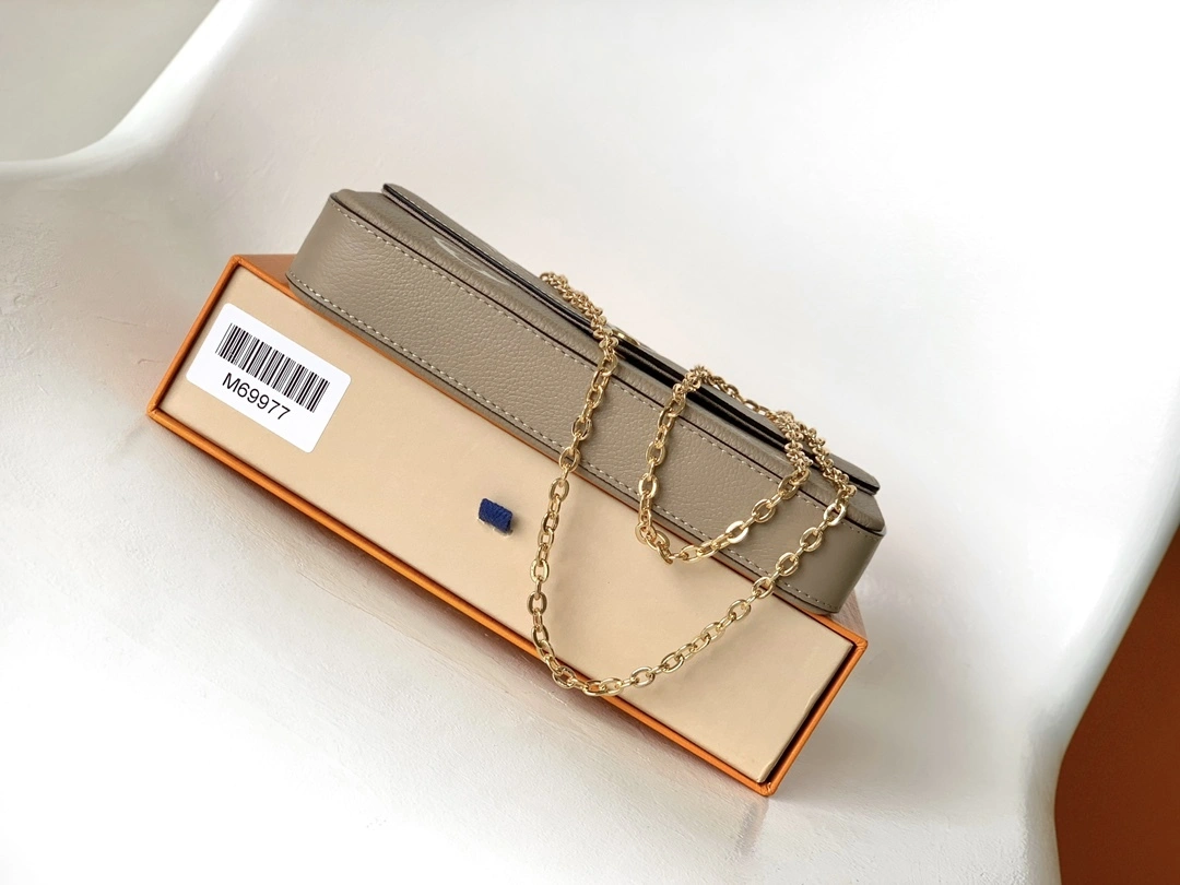 MOMO-- 8V M69977 high quality version Pochette Félicie cowhide item:F-B000A1405