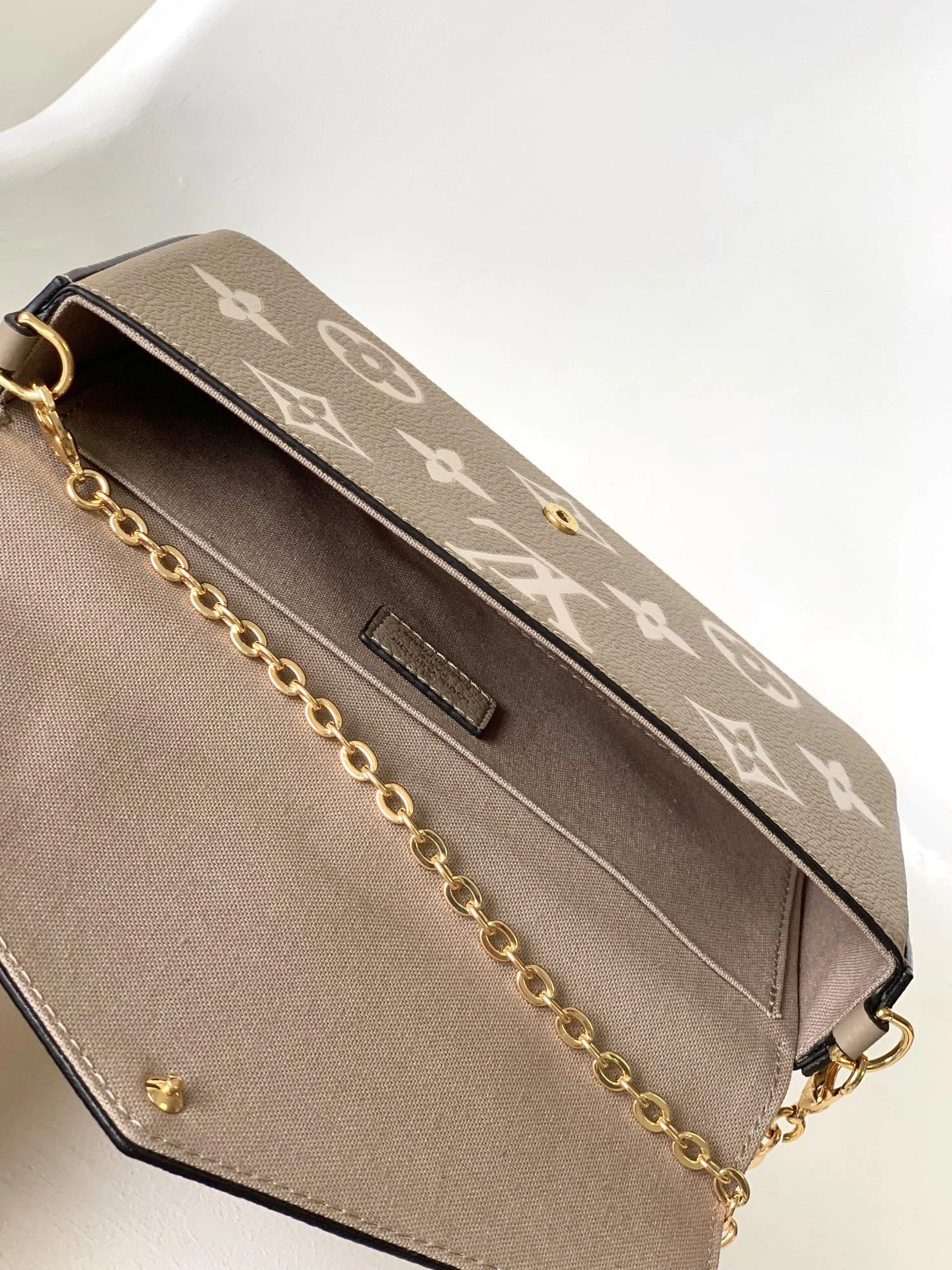 MOMO-- 8V M69977 high quality version Pochette Félicie cowhide item:F-B000A1405