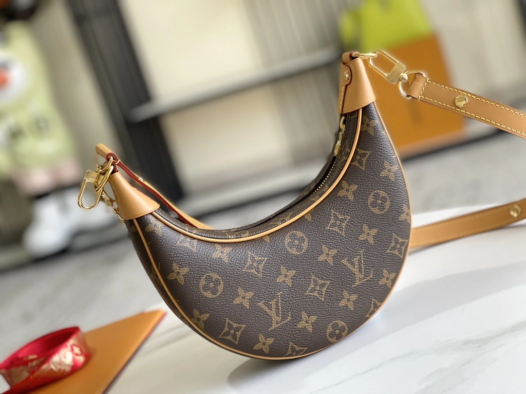 MOMO-- 8V M81098 high quality version item:E-B177I0338