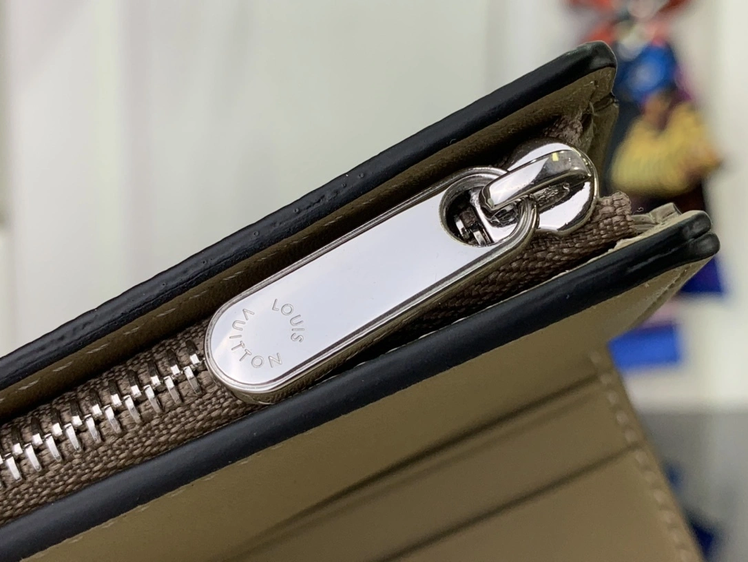 MOMO-- 8V M82437 Iris XS Calfskin item:D-B174G2117