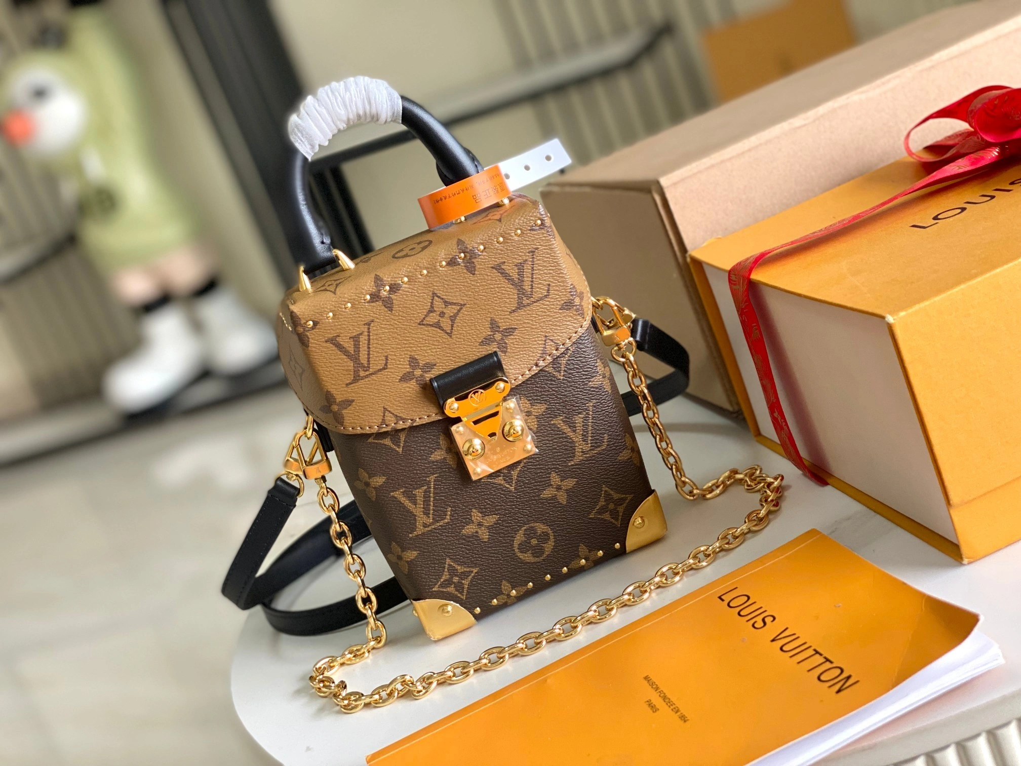 MOMO-- 8V M82465 item:D-B566G3106