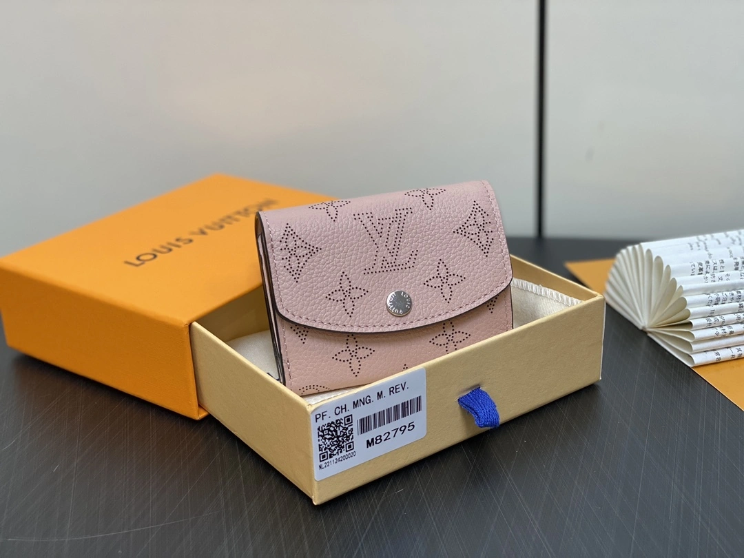 MOMO-- 8V M82795 Iris XS Wallet Calfskin item:D-B000G2118