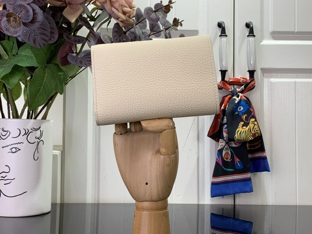MOMO-- 8V M82835 Capucines item:D-B174F2051
