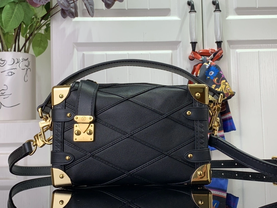 MOMO-- 8V M83030 Side Trunk PM sheepskin item:D-B174E1727