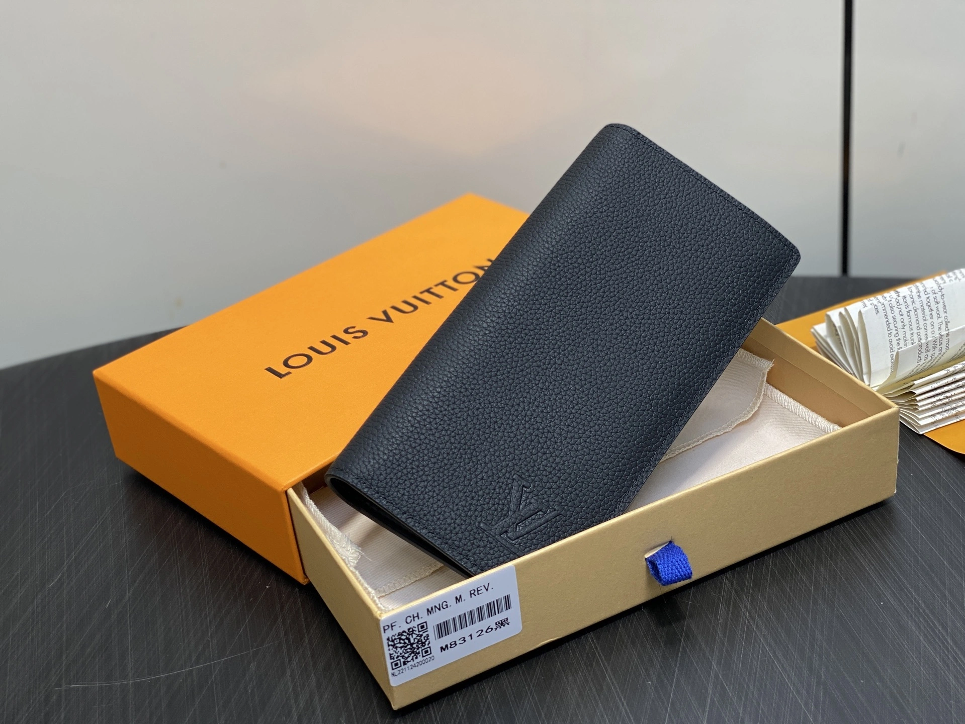 MOMO-- 8V M83126 high quality version Brazza Calfskin item:E-B000J1807