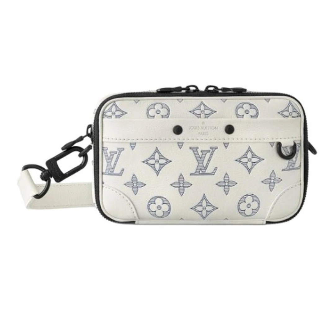 MOMO-- 8V M83383 Alpha cowhide item:D-B174E2727