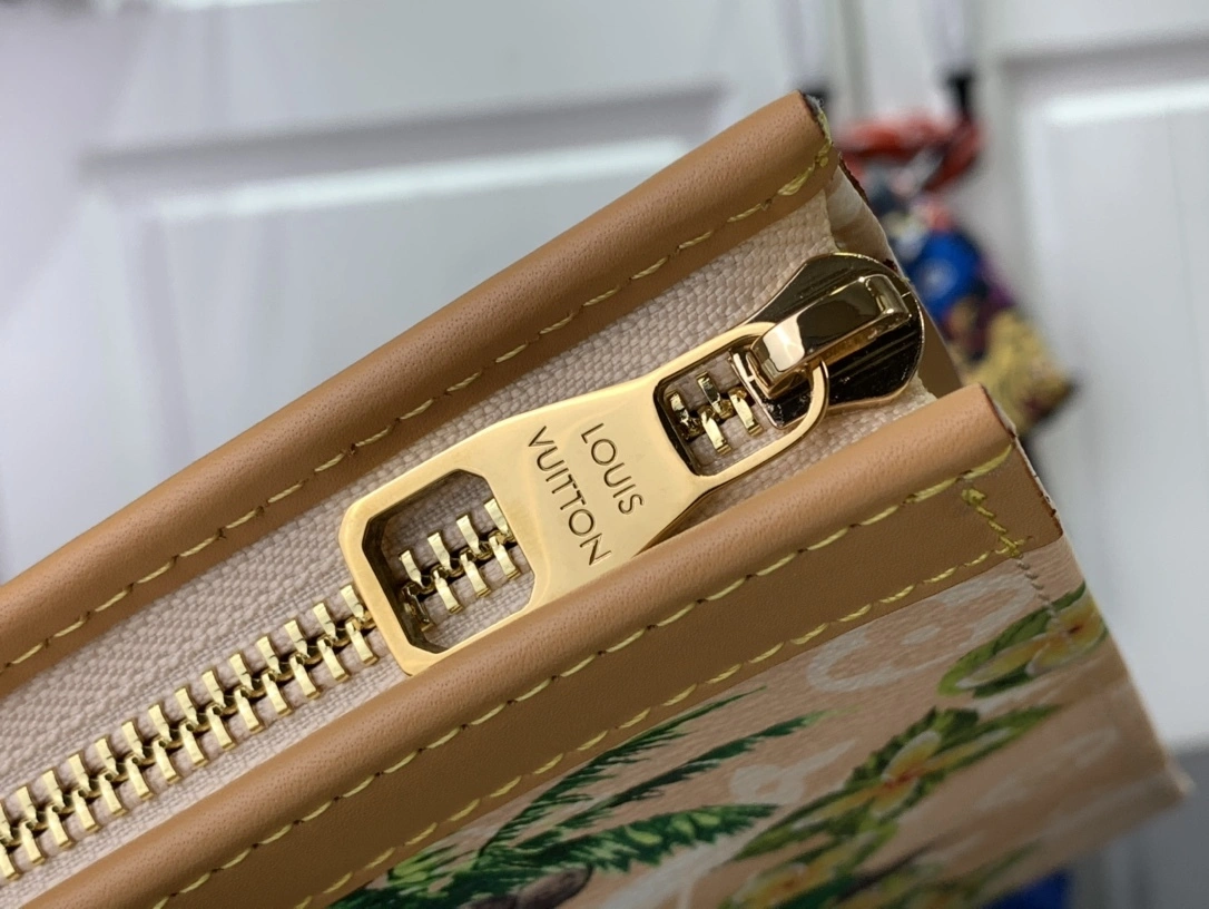MOMO-- 8V M83465 Pochette Voyage item:D-B174G2107