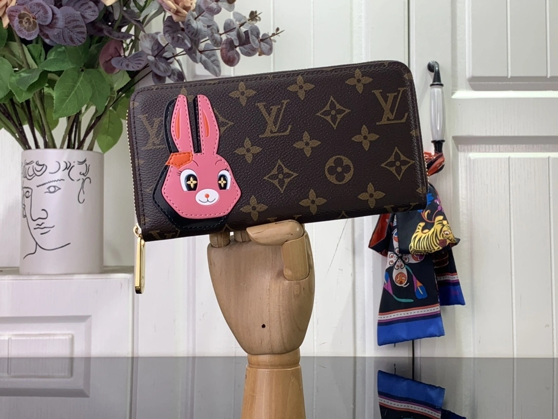 MOMO-- 8V M83689 zippy Calfskin item:D-B174G2109