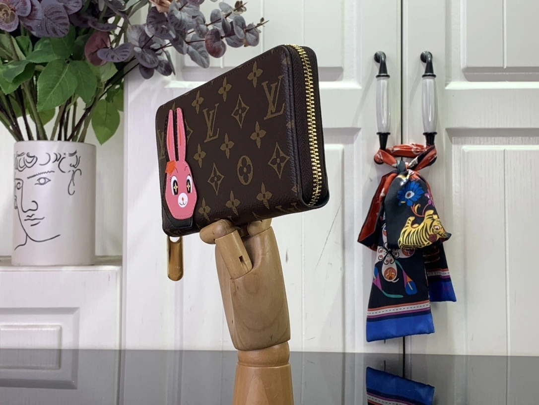 MOMO-- 8V M83689 zippy Calfskin item:D-B174G2109