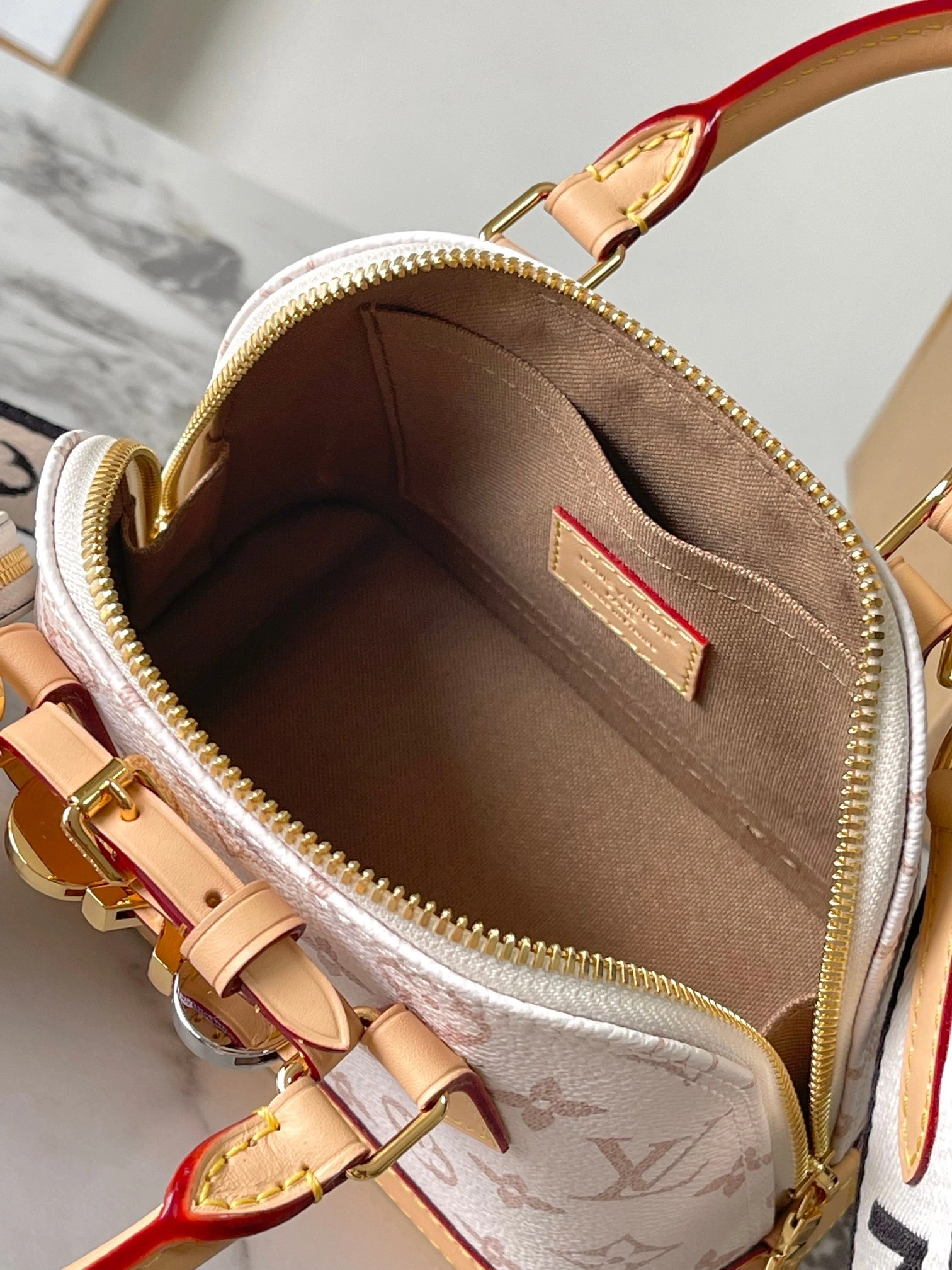 MOMO-- 8V N00015 high quality version item:E-B000I1012