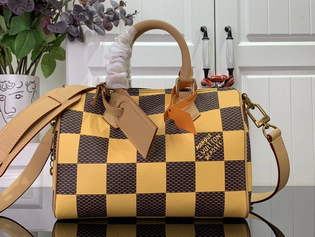 MOMO-- 8V N40584 cowhide item:D-B174E2725